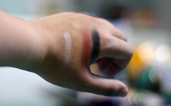 Fanny Serrano Eyeshadow Swatches