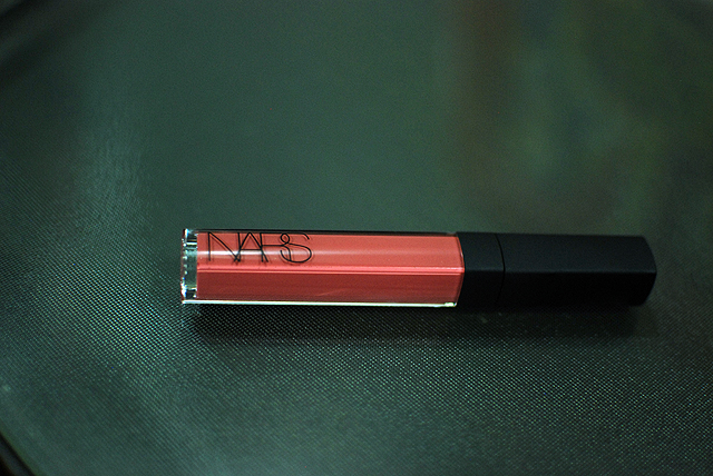NARS x Andy Warhol - Larger Than Life Lipgloss in Viva tube