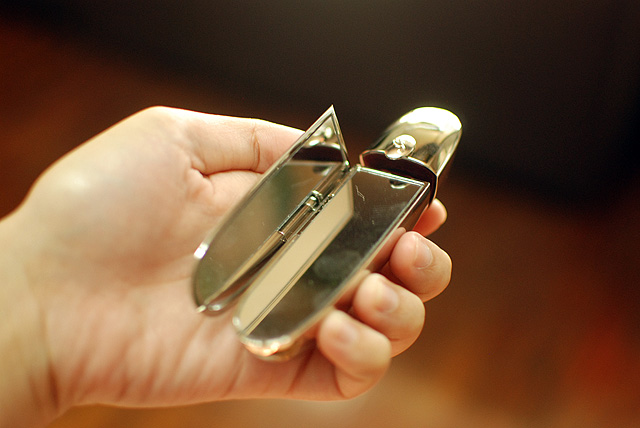 guerlain rouge g l'extrait - orgueil case mirror