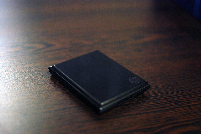 Shiseido Luminizing Satin Face Color - RS302 - Tea Rose - Compact - Closed