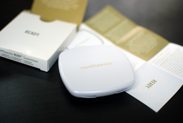 bareMinerals - The Love Affair - Compact Closed