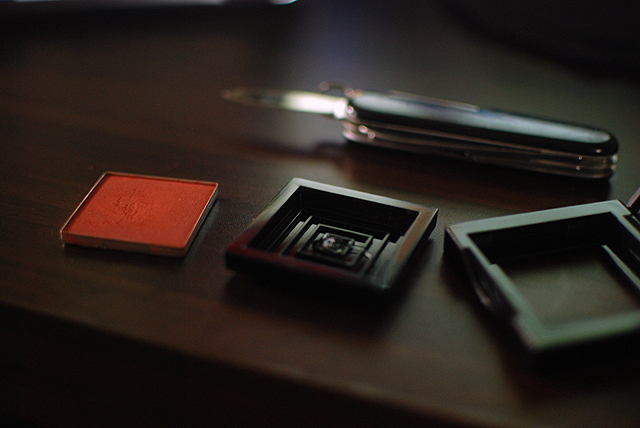 Wild Peach - Depotting Fanny Serrano Eyeshadows - Components