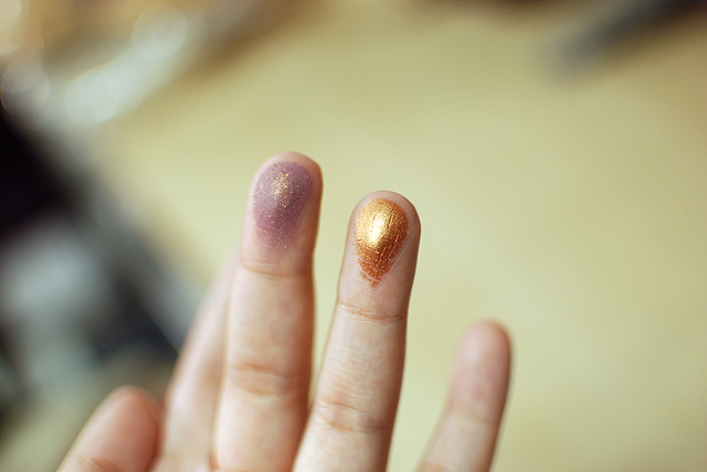 Wild Peach - MAC Trax, MAC Amber Lights - Swatches