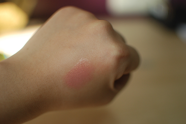 Addiction by Ayako - Lipstick - Gold Fish - Swatch - Pink