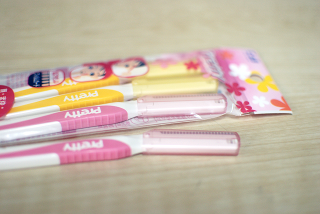 Pretty - Facial Razors