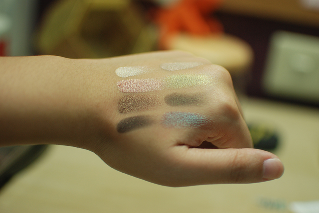 wet n wild comfort zone palette - swatches 3