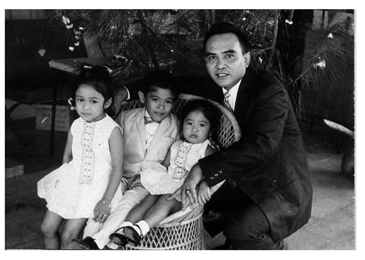 945927_530213857038037_519440215_n