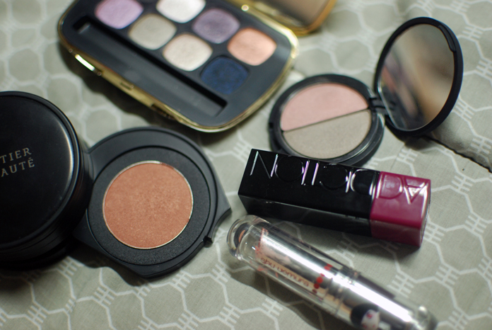 MUH - Rauschenberg - Bed -Stuff