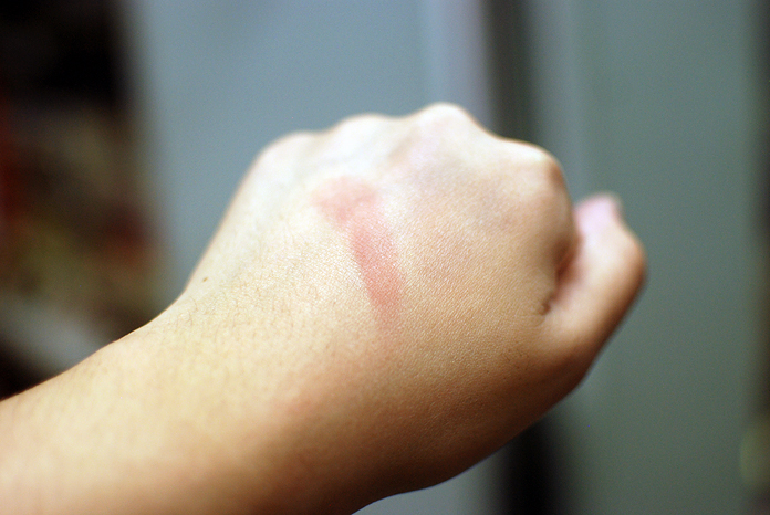 Smashbox Blush - Swatch