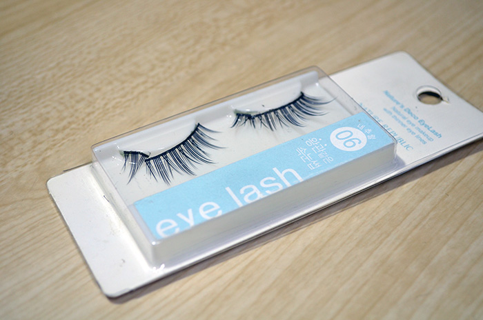 Falsies - Packaging