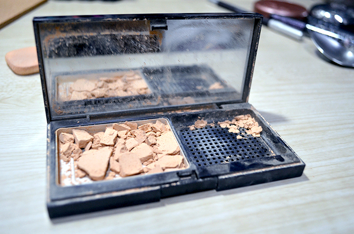 Beauty 911 - Cracked Powders