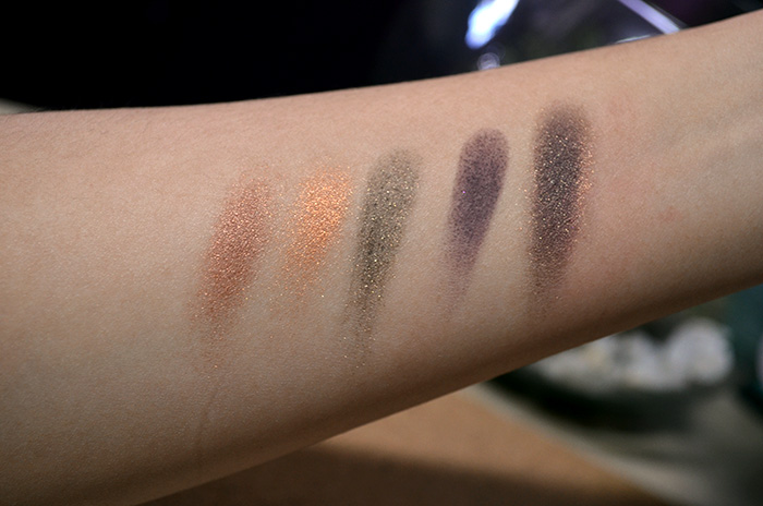 Le Métier de Beauté - Kaleidoscope Eye Kit - Gravité - Swatches 1