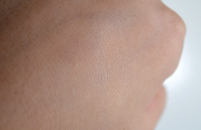 Happy Skin - Eye Need a Miracle - Sparkly Swatch