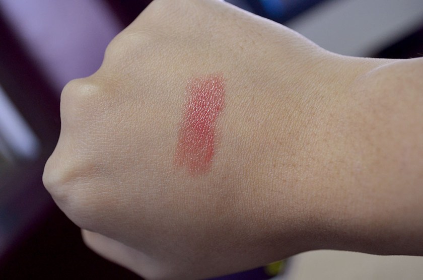 MAC See Sheer - Swatch