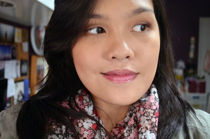 NARS Sheer Glow Foundation - Face 2