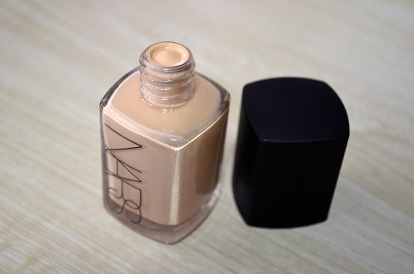 NARS Sheer Glow Foundation - Punjab - Open Bottle