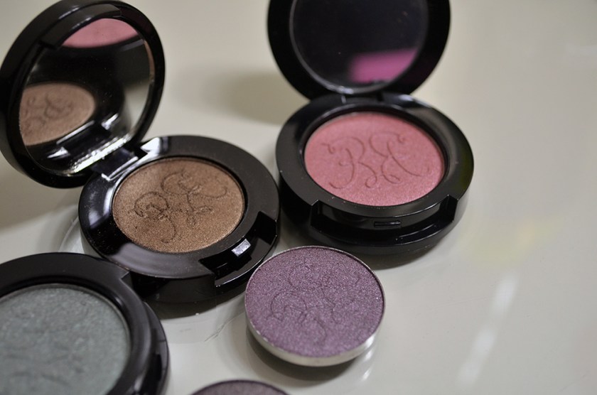 Rouge Bunny Rouge - Long-Lasting Eyeshadows - Pans 2