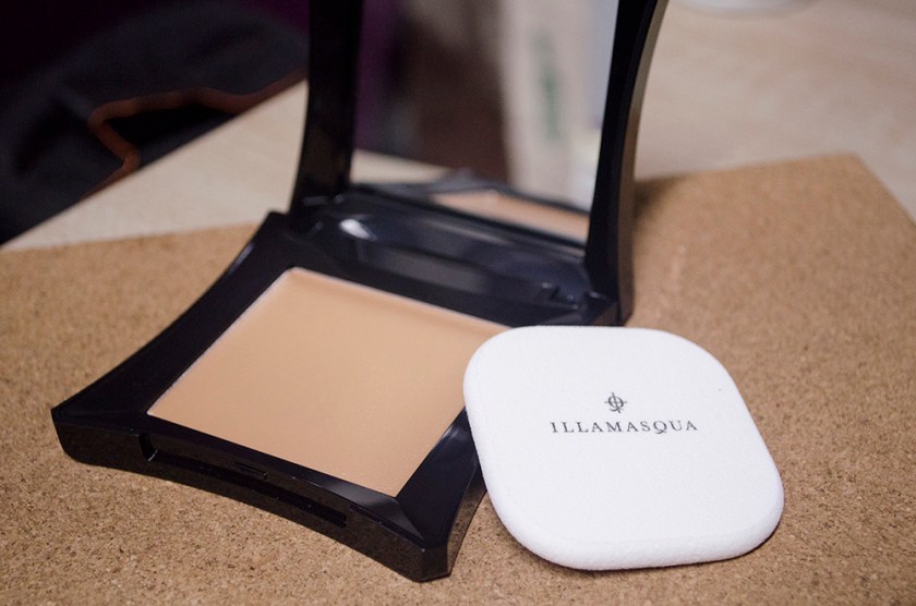 Illamasqua cream Foundation 2