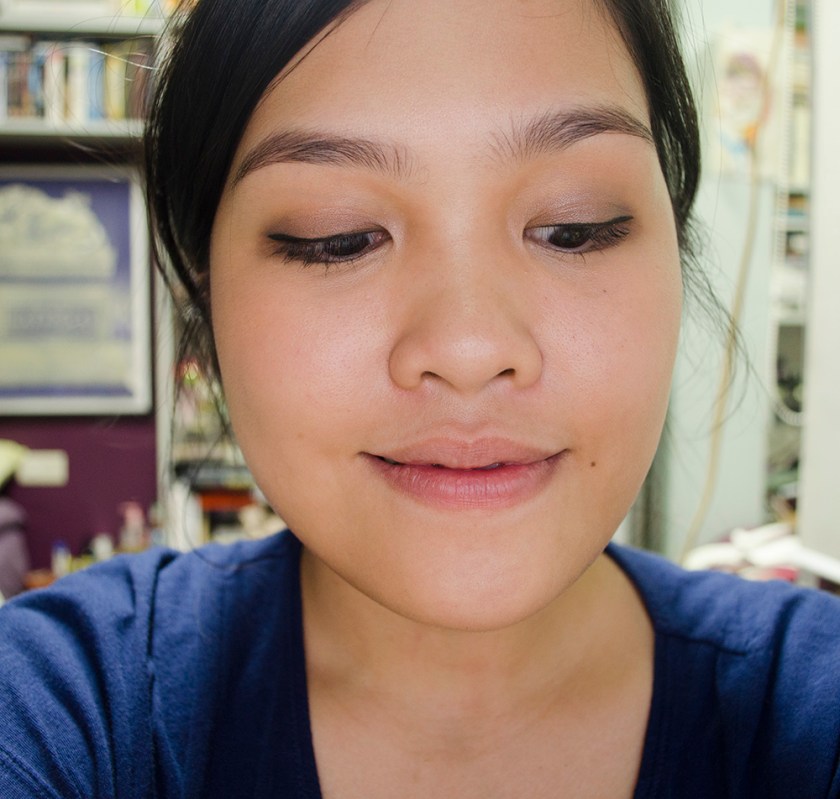 Urban Decay - Naked 3 - Face - Closed Eyes