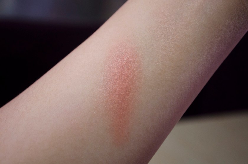 Sleek Blush - Coral - Swatch