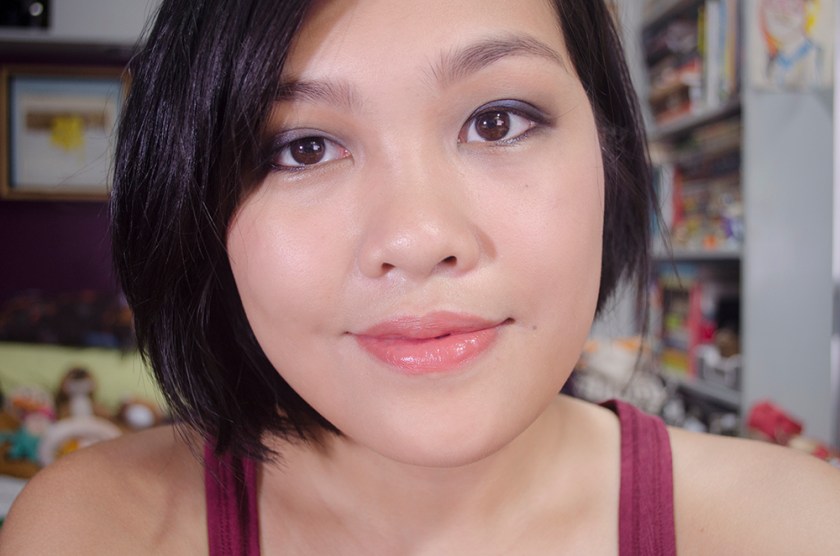 Lazy Girl Makeup - One Shadow Smoky Eye - Face