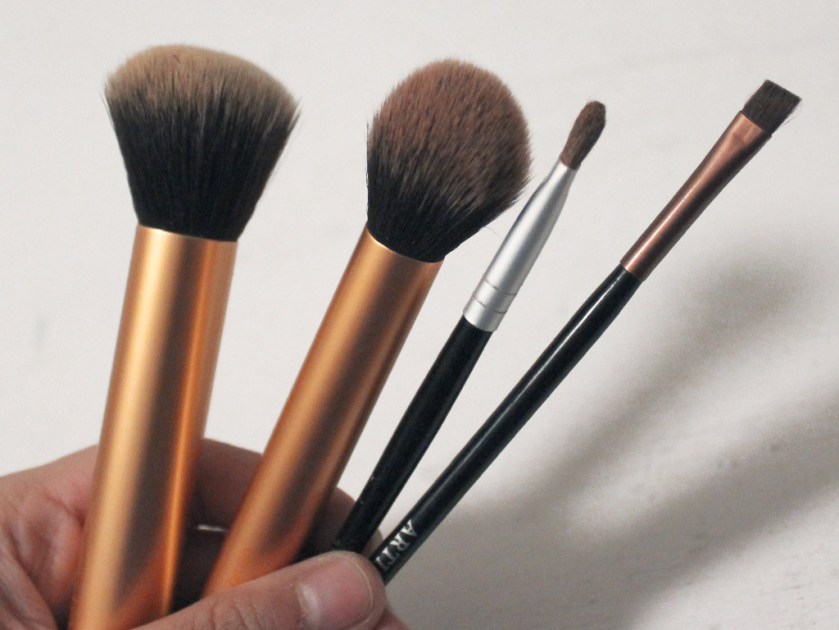 03 Brushes