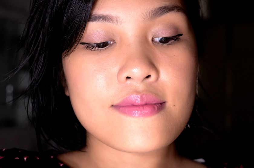 Rouge Bunny Rouge - Tantalizing Lovebird, Abyssinian Catbird - Face