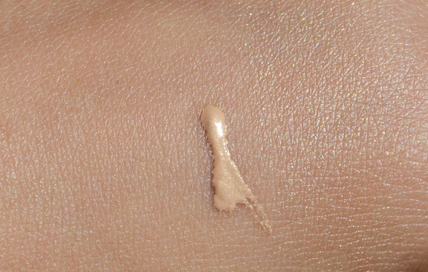 Le Metier de Beaute - Beauty Vault VIP 2014 - Sept - Peau Vierge Anti-Aging Complexe - Swatch Sunlight