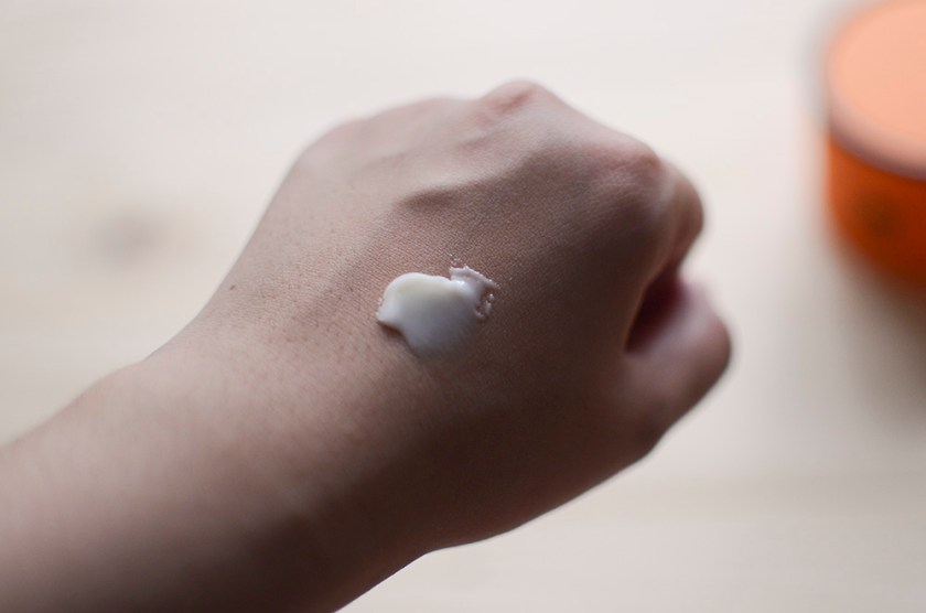 Claire's Guerisson 9-Complex Cream - Cream Swatch