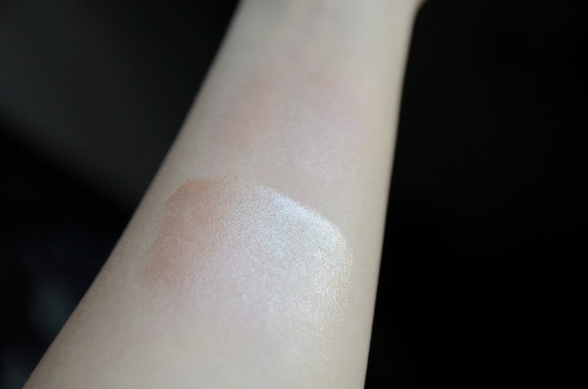 ToT - Le Metier de Beaute Peau Vierge Anti Aging Tinted Complexe, Becca Shimmering Skin Perfector - Swatches - 2