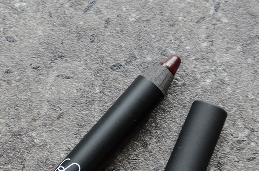 NARS Velvet Matte Lip Pencil - Train Bleu - Tip