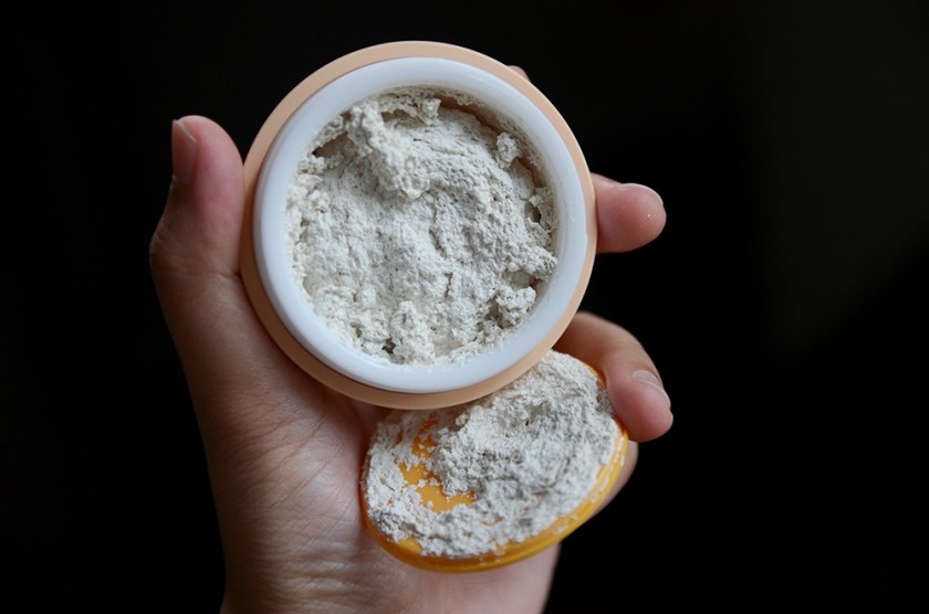 Tony Moly Tightening Cooling Pack Egg Pore - Inside